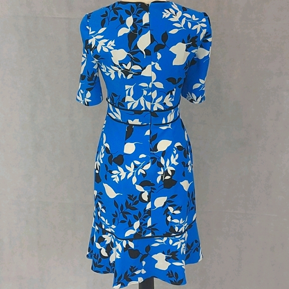 Maggy London Floral Fitted Flare Blue Dress 0 - Picture 8 of 14